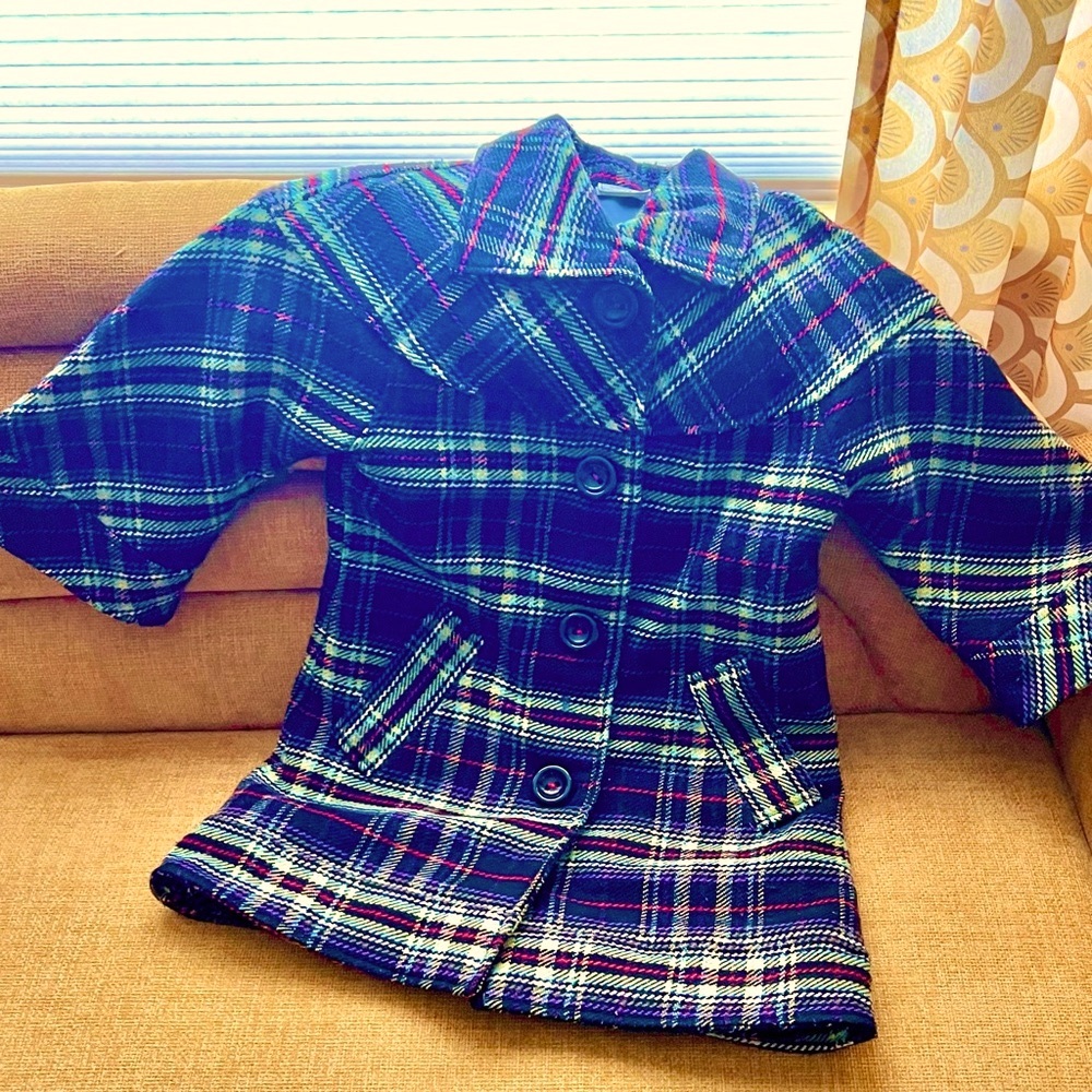 SOLD Vintage Plaid Pea Coat - Picture 3 of 14